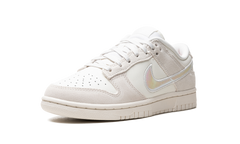 DUNK LOW WMNS"Ridescent Swoosh" HF5074 133