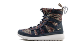 Roshe Run Hi Sneakerboot QS WMNS "Liberty of London Armory Navy" 633519 402