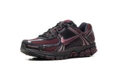 Zoom Vomero 5 WMNS"Black Burgundy Crush" IB8929 002