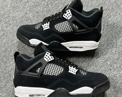 4 Retro White Thunder