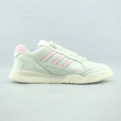A.R. TRAINER