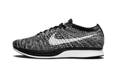 Flyknit Racer "Oreo" 526628 012