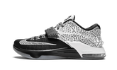 KD 7 BHM "Black History Month" 718817 010