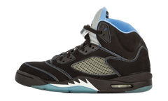 5 "Black/University Blue" DD0587 008