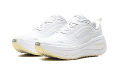 Vomero Plus WMNS"Photon Dust Alabaster" HV8154 009
