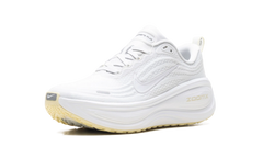 Vomero Plus WMNS"Photon Dust Alabaster" HV8154 009