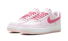 Air Force 1 Low WMNS"Valentine's Day (2026)" IO8755 600