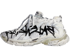 Runner Graffiti White Black (Women's)