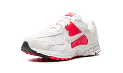 Air Zoom Vomero 5 WMNS"Siren Red" HF5072 133