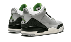 3 Retro "Chlorophyll" 136064 006