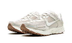 ZOOM VOMERO 5 WMNS"Light Orewood Brown" FZ3780 101